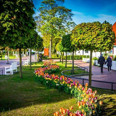 Ferienhaus Fuer 8 Personen Mit Kamin & Terrasse Boltenhagen  Zewnętrze zdjęcie