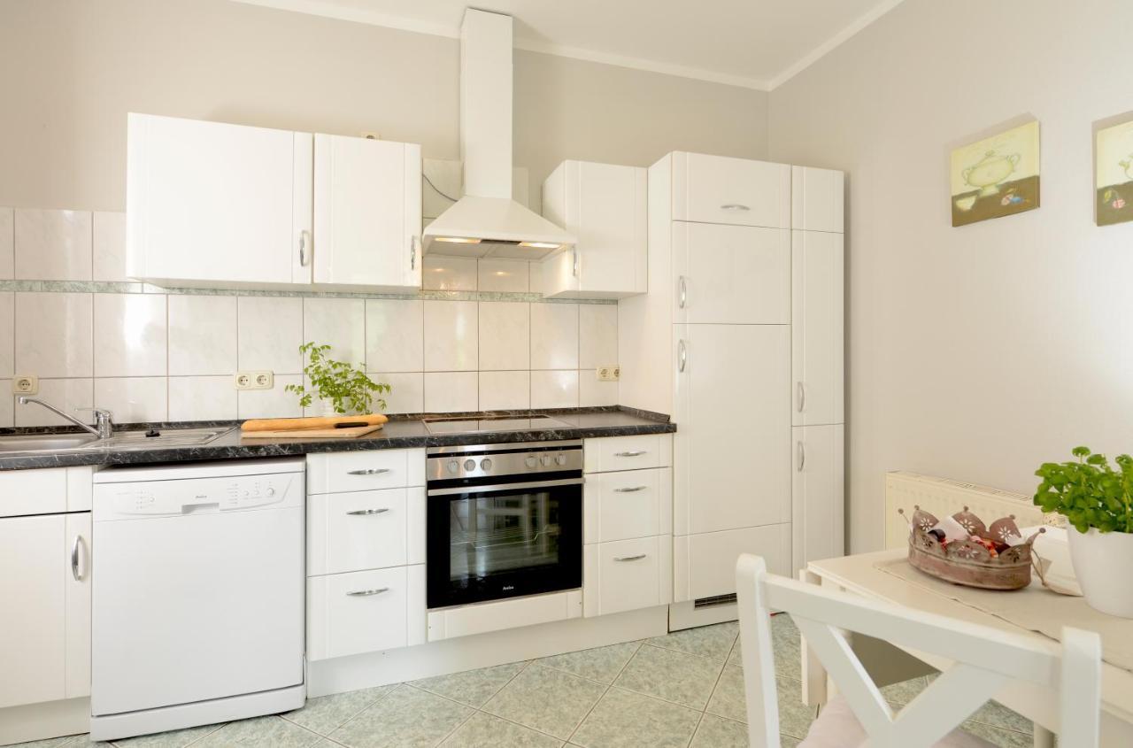 Ferienhaus Fuer 8 Personen Mit Kamin & Terrasse Boltenhagen  Zewnętrze zdjęcie